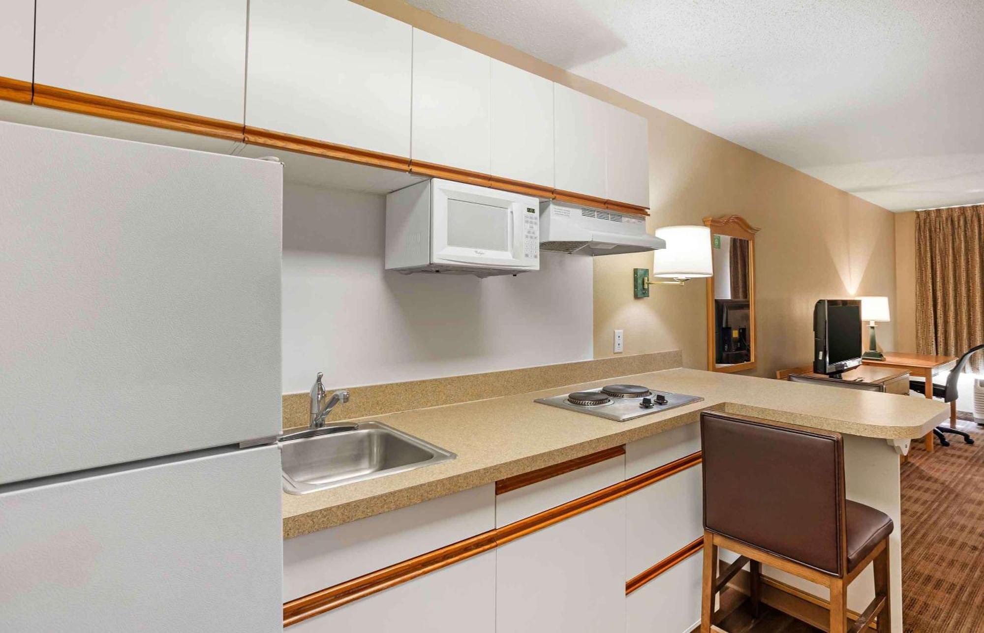 Extended Stay America Suites - Philadelphia - Horsham - Dresher Rd Zewnętrze zdjęcie